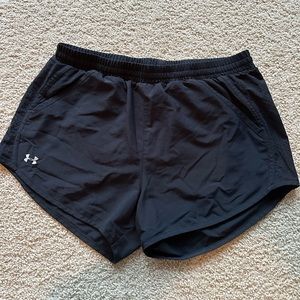Under Armour Shorts w/ Pockets!